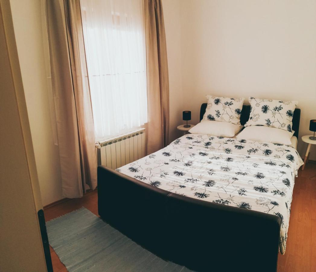 Ferienwohnung Duplex House Bijeljina Exterior foto